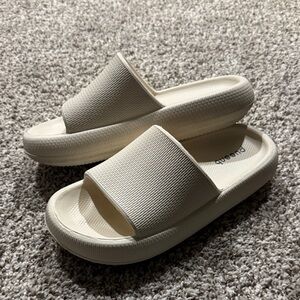 Cream Cushioned Slide Sandals